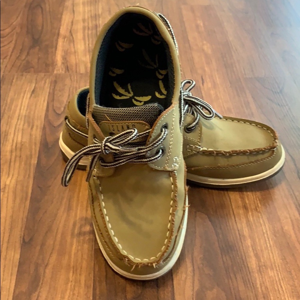 Boat shoes